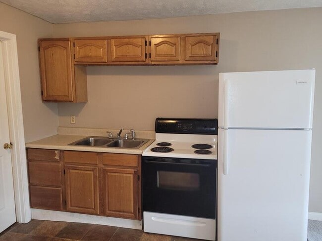 Photo - 313 Reynolds Ave
