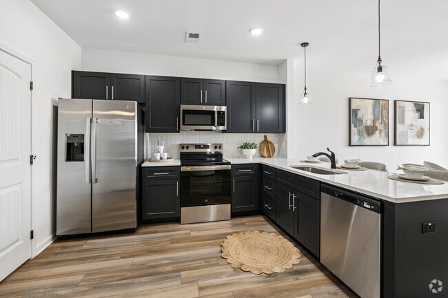 B1 - 2BR, 2BA - 1,180SF - Kitchen - Walker Town Centre