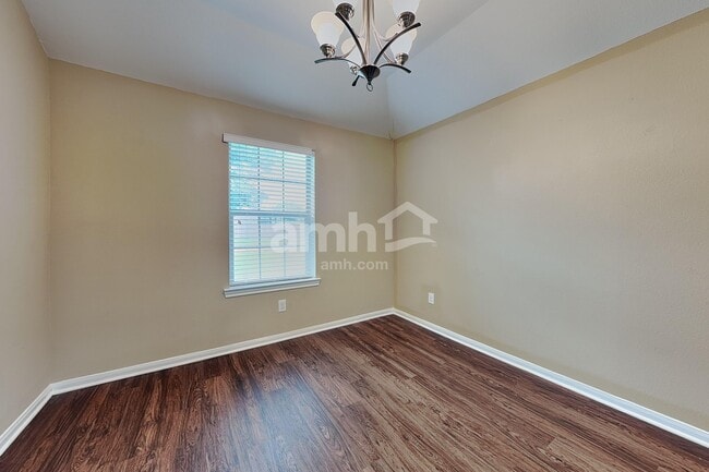 Photo - 28606 Lockeridge Farms Dr
