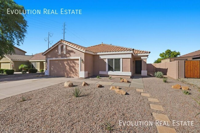 Photo - 3130 S 81st St