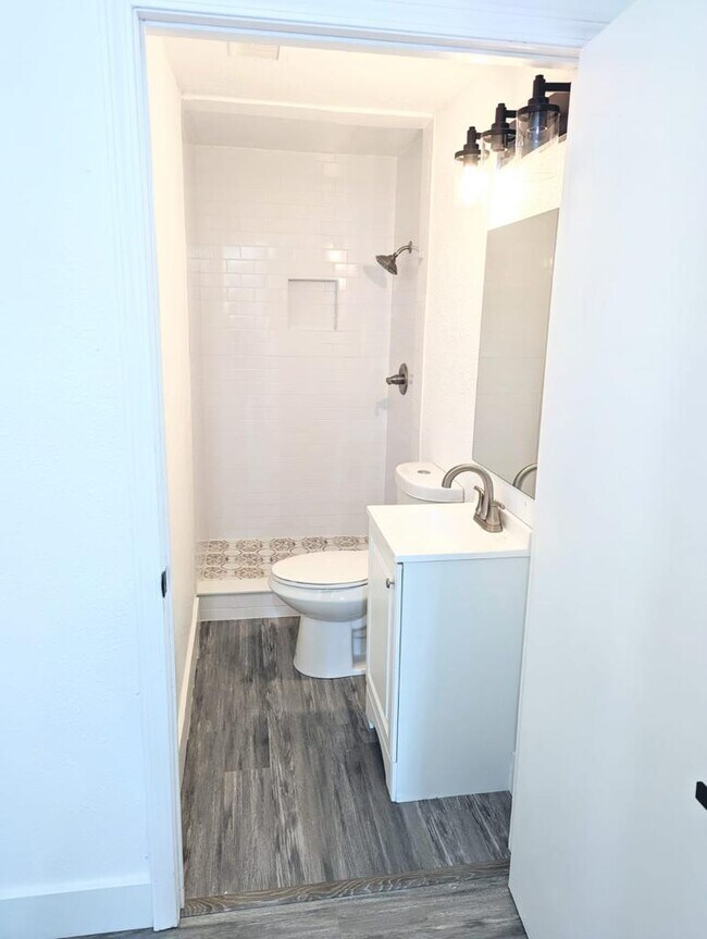 Photo - 127 E Fleming Ave