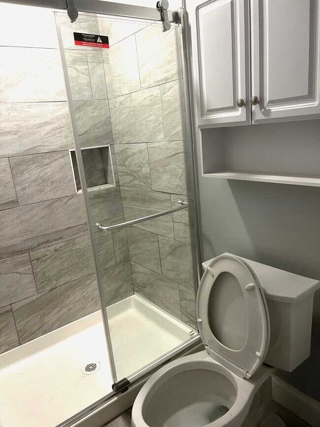 Photo - 2406 Wilkens Ave