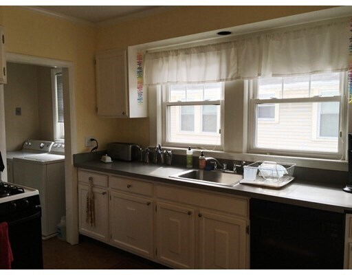 Photo - 32 Rangeley Rd Unit 2