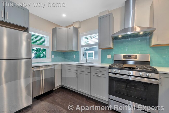 Photo - 161 4th St Townhome