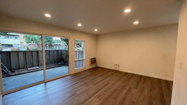 Photo - 1919 Ygnacio Valley Rd Unit 24