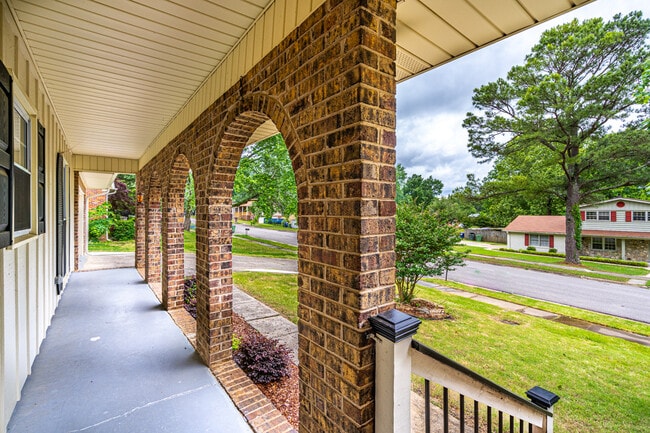 Photo - 10215 Melanie Dr SE