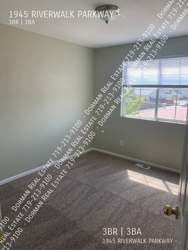 Photo - 1945 Riverwalk Pkwy Unit .