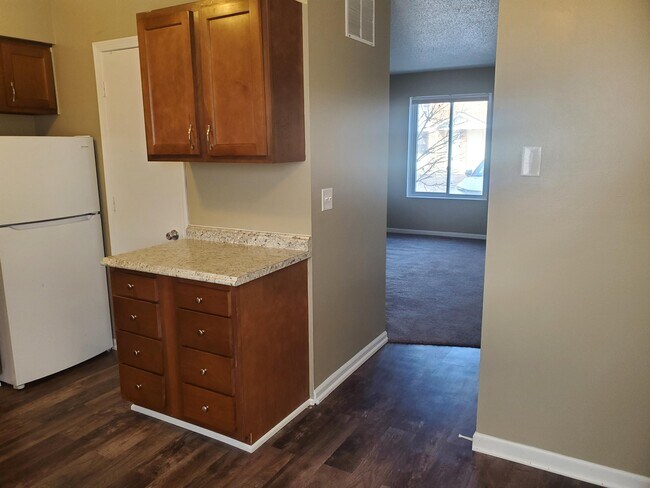 Photo - 305 Riley St