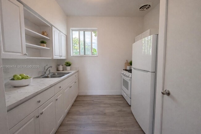 Photo - 7421 Carlyle Ave Unit 7