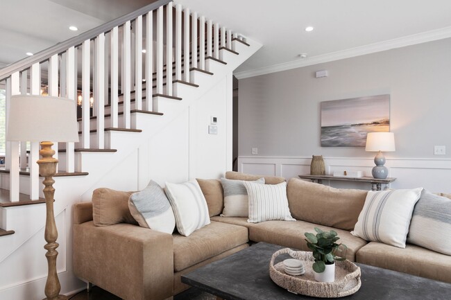 Photo - 4 Sanctuary Ct