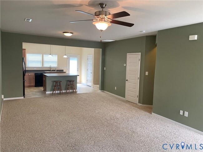 Photo - 8213 Center Path Ln