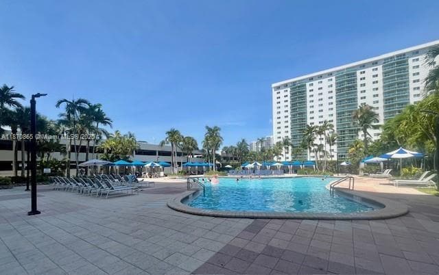 Building Photo - 19370 Collins Ave Unit 217