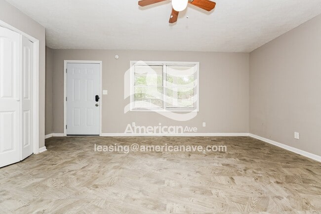 Photo - 411 Petunia Ave