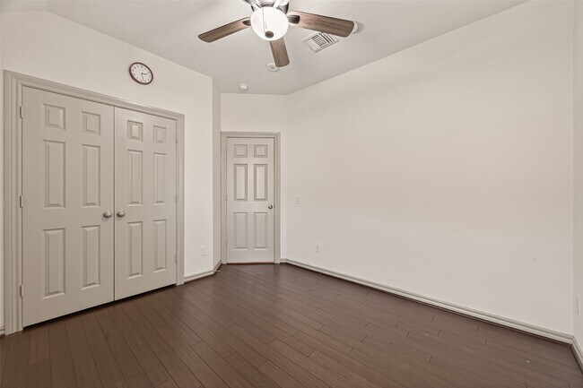 Photo - 9743 Birdsnest Ct