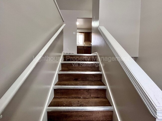 Photo - 607 Clayton Ave NW