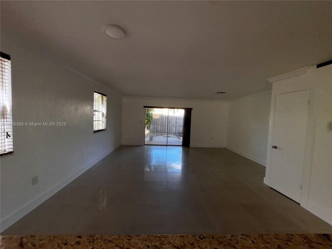 Photo - 8405 SW 137th Ave