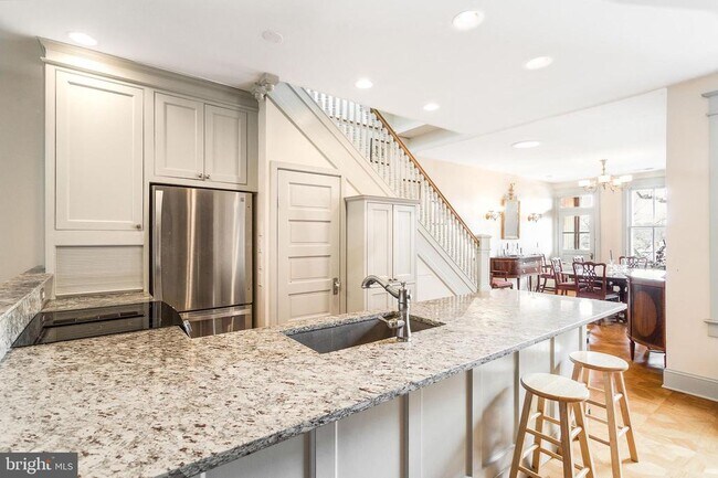 Photo - 3110 18th St NW