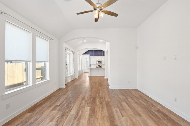 Photo - 13105 Sapphire Lake Ln