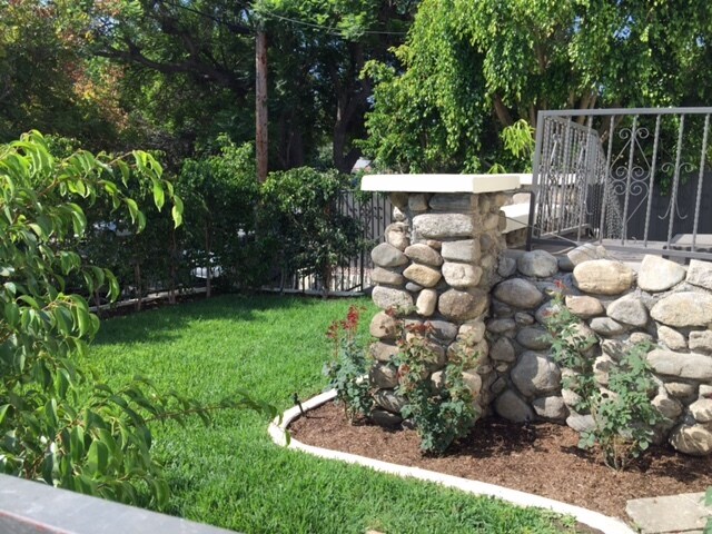 Front Yard - 1885 Echo Park Ave House