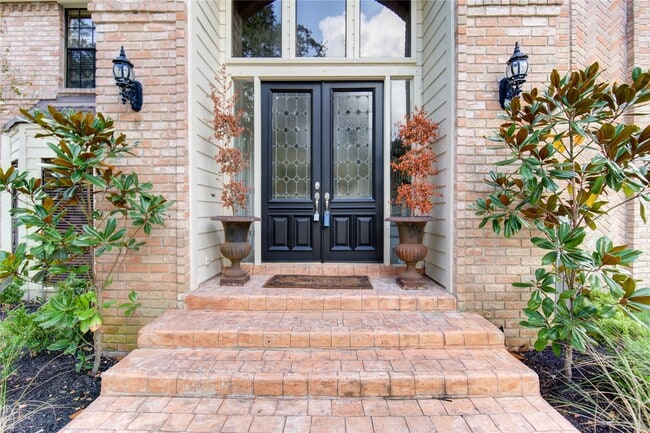 Photo - 714 Last Arrow Dr