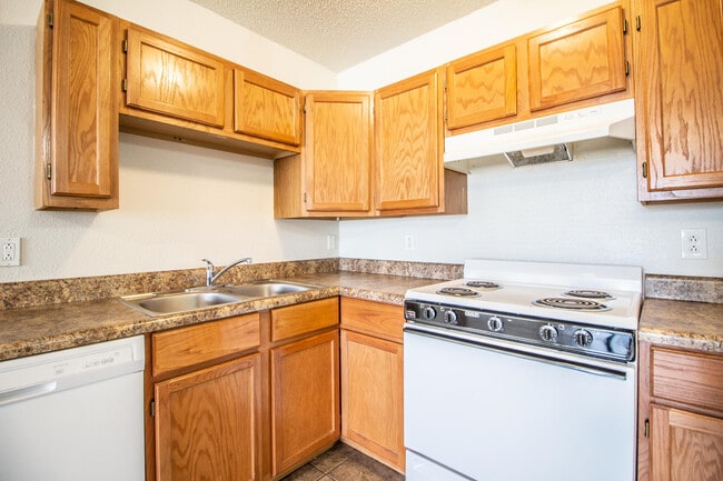 Photo - 6307 24th St