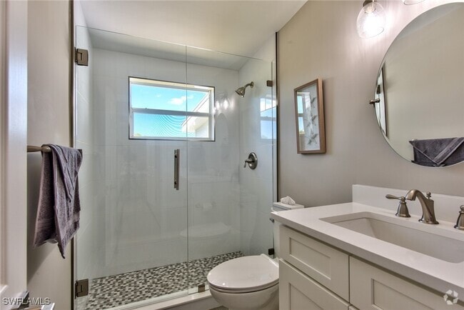 Building Photo - 1824 Harbor Ln Rental