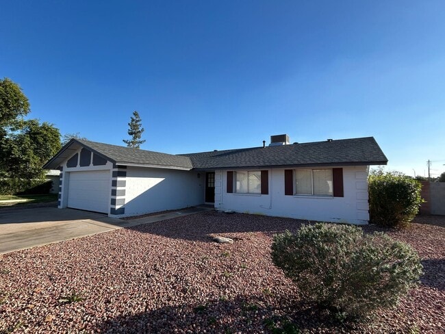 Photo - 8601 E Orange Blossom Ln