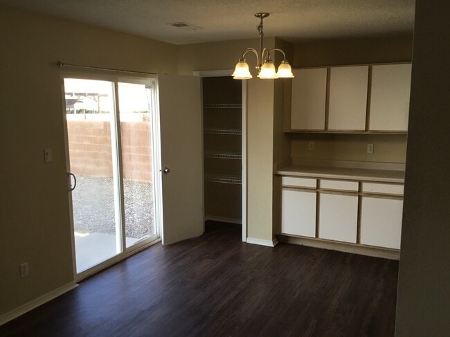 Photo - 8109 Tangerine Pl NW