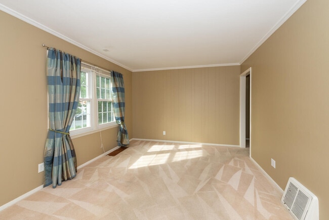 Photo - 6825 Xerxes Ave S