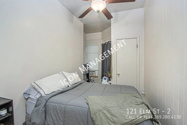 Photo - 121 Elm St Unit 2