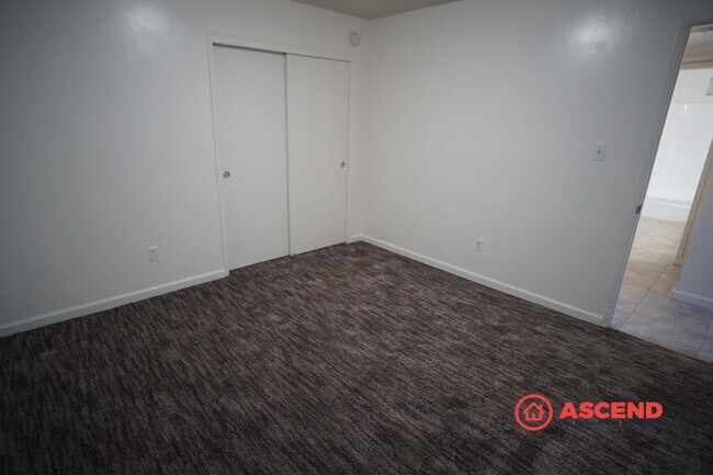 Photo - 209 E Warren Ave Unit #C