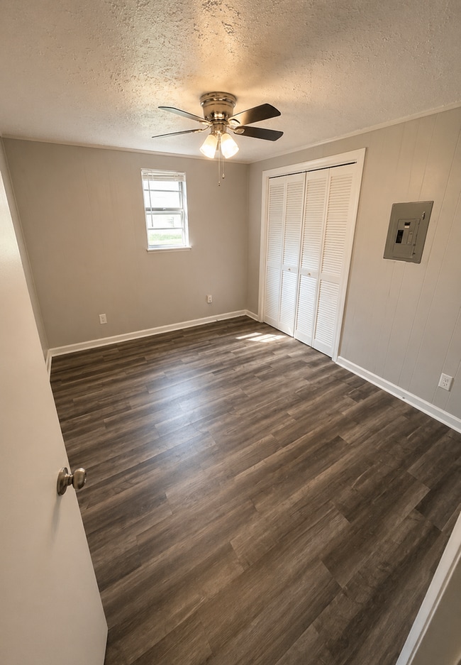 Photo - Century Square Apartments