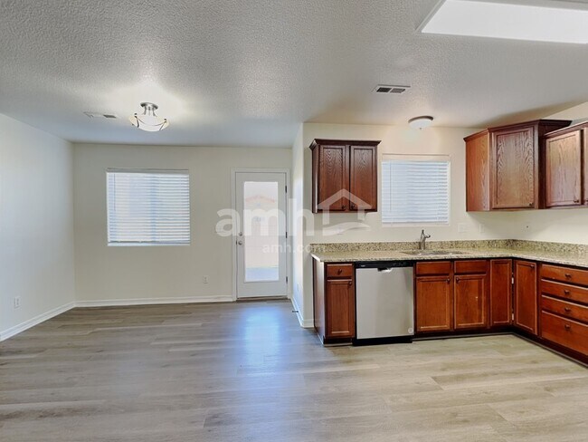 Photo - 3713 Winter Sun Dr