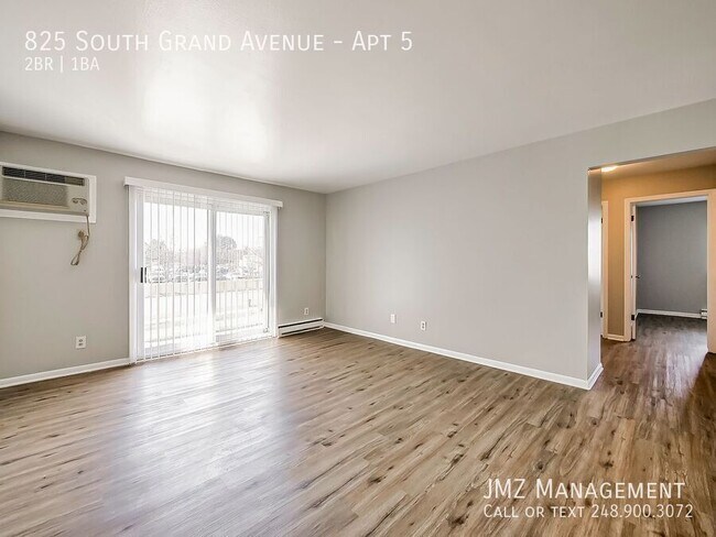Photo - 825 S Grand Ave Unit Apt 5