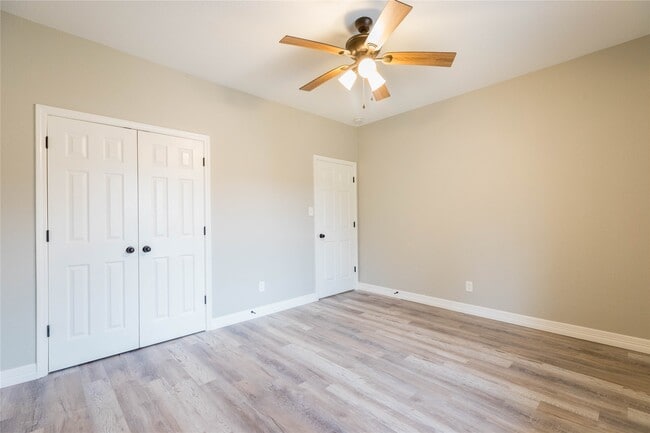 Building Photo - 6914 Avenue O