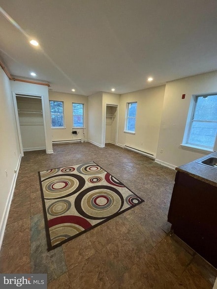 Building Photo - 3427 N 2nd St