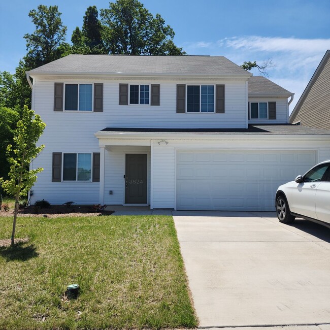 ALMOST NEW 4 Bedroom House FOR RENT - ALMOST NEW 4 Bedroom House FOR RENT