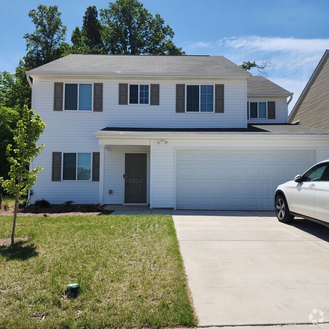 Building Photo - ALMOST NEW 4 Bedroom House FOR RENT