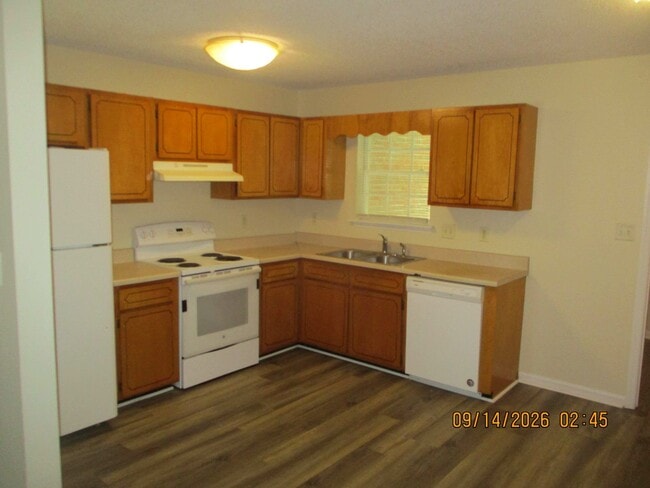 Photo - 190 Starksville Ave