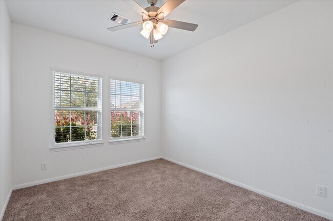 Photo - 4715 Painted Bunting Ln