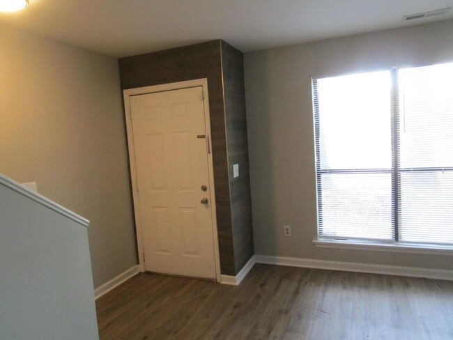 Photo - 1968 Gion St