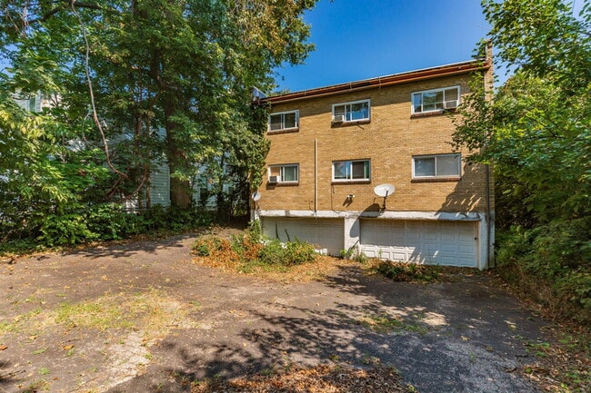Photo - 783 N Fred Shuttlesworth Cir Unit 4