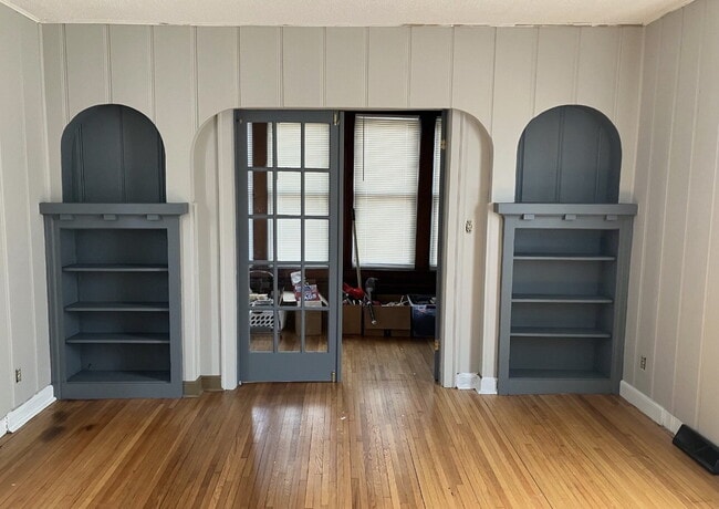 Photo - Charming 4-Bed Home with Gleaming Hardwood Floors & 2 Full Baths in Minneapolis!