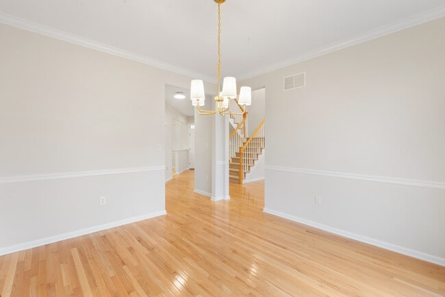 Dinning Room - 64 Henning Ter Unit 64