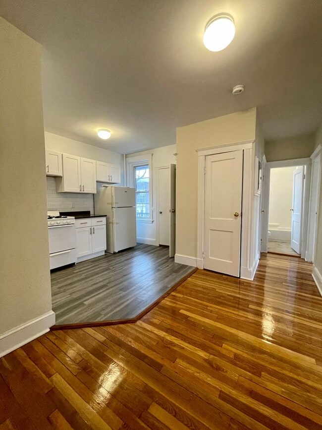 Photo - NO BROKER FEE! BRIGHTON 2 BED ALONG GREEN LINE WITH DISHWASHER, HT HW INCLUDED