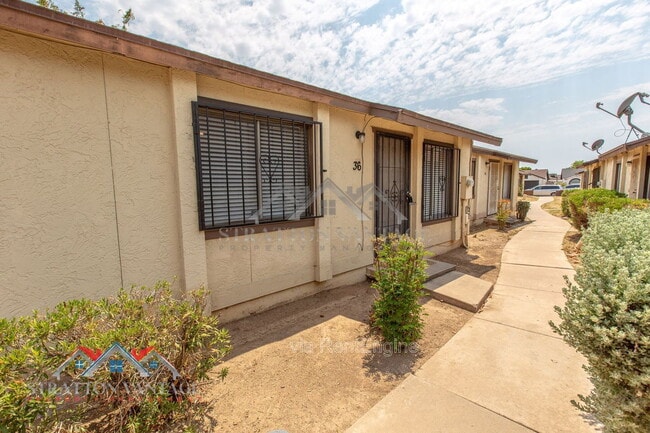 Photo - 3120 N 67th Ln