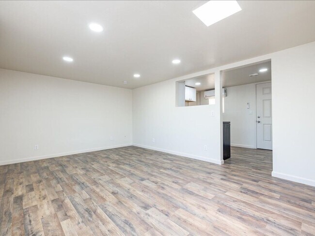 Photo - 2 Bedroom 1 Bathroom