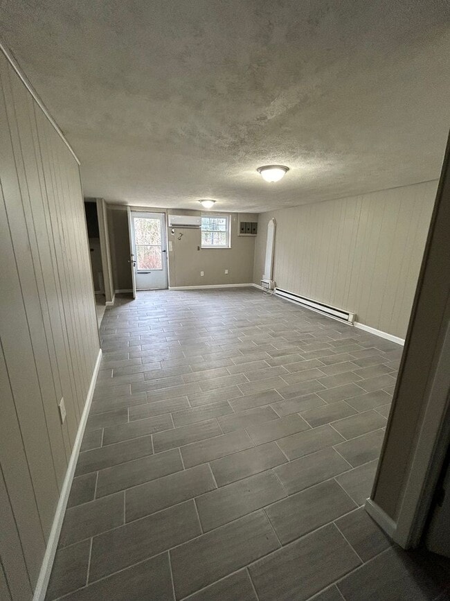 Photo - Laura Drive Tri-Plex Unit #3