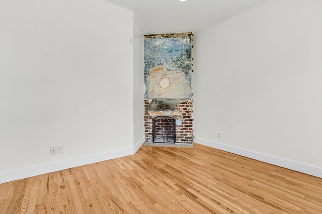 Photo - 40 Poinsett St Unit A