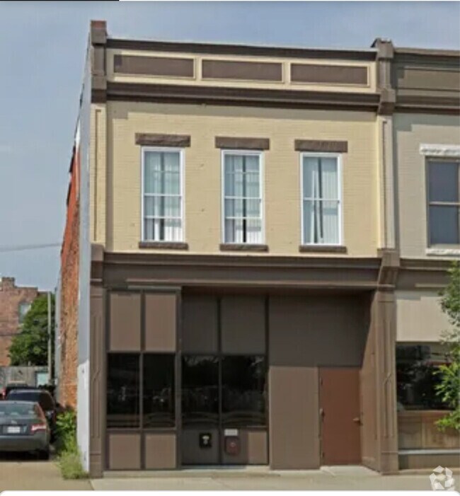 Building Photo - 1639 W Broad St Unit 102 Rental